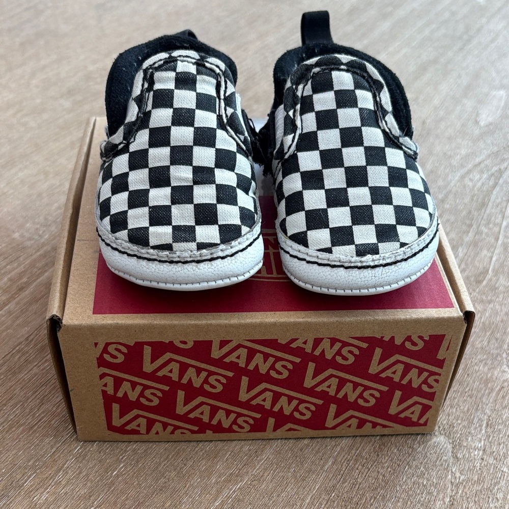 Vans Slip-On V Crib Kids 4C - Black and White Checkered Sneakers